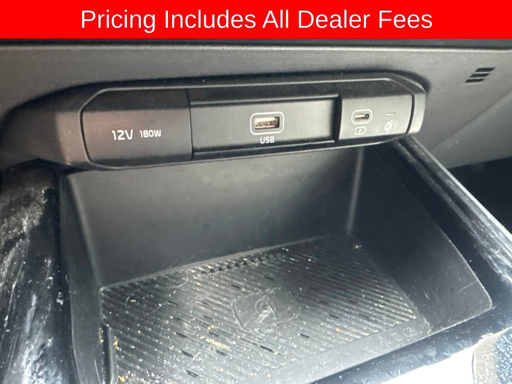 Certified 2024 Kia Niro EX FWD image 6