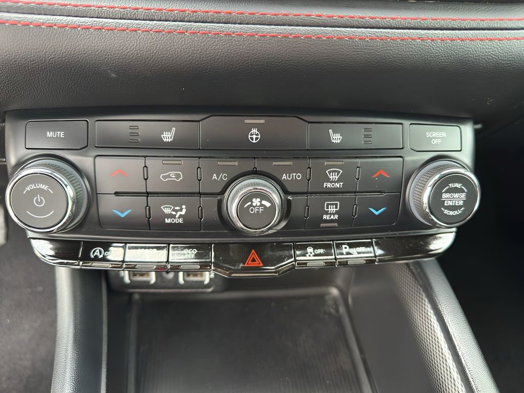 Used 2023 Dodge Durango GT image 21