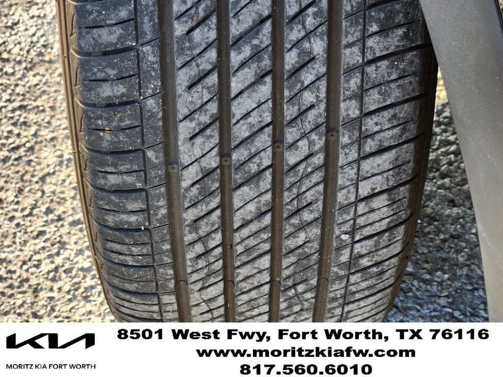 Certified 2025 Kia Sorento S AWD/4WD image 10