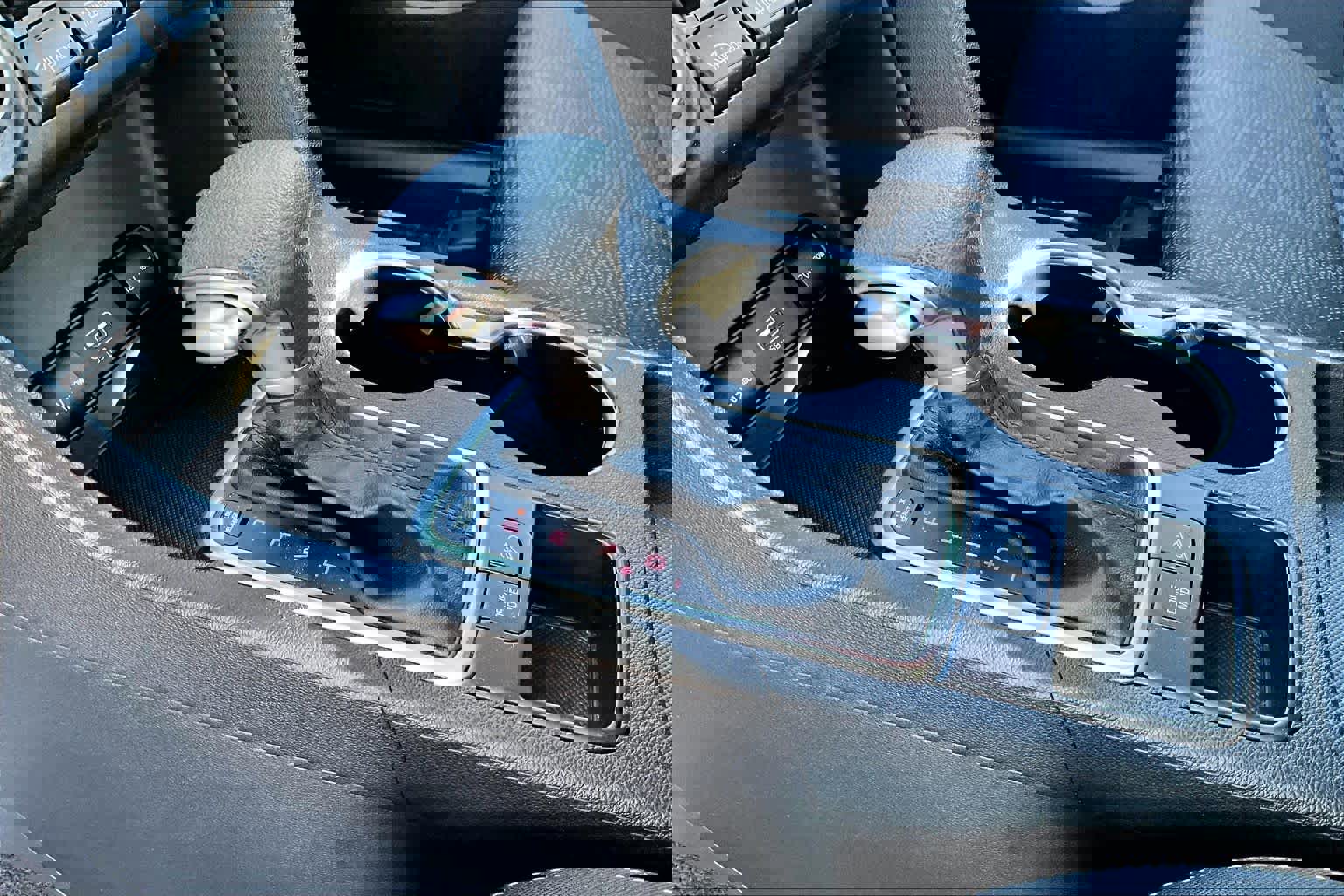 Used 2020 Kia Sportage LX image 16