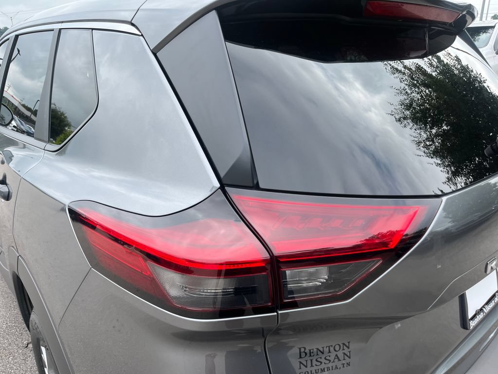 Certified 2023 Nissan Rogue S FWD image 38