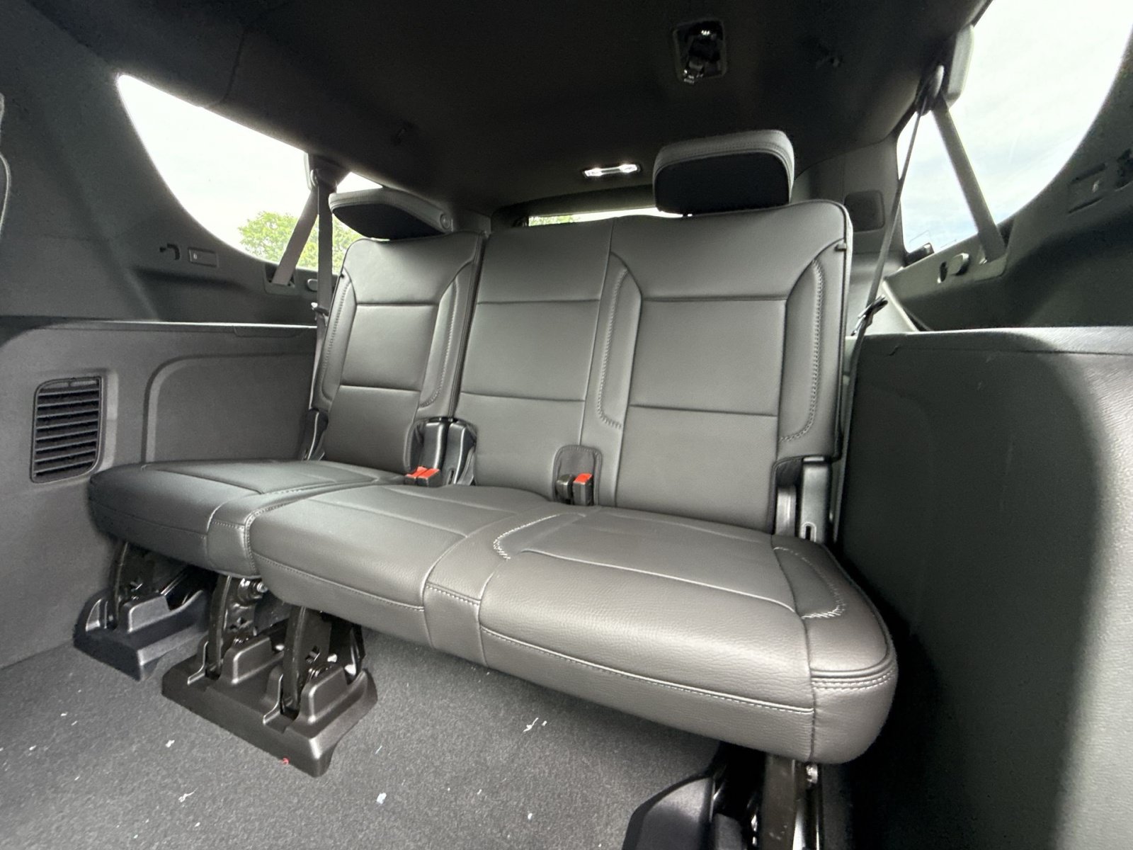 New 2026 GMC Yukon XL Denali w/ Denali Reserve Package AWD/4WD image 26