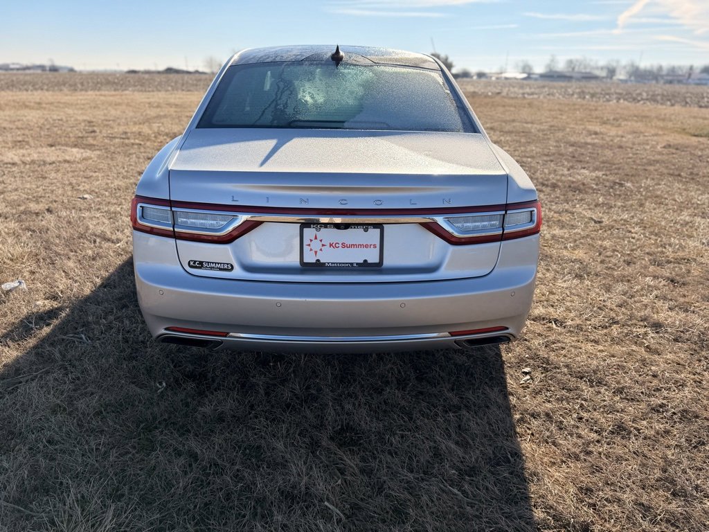 Used 2019 Lincoln Continental Select w/ Continental Climate Package image 6