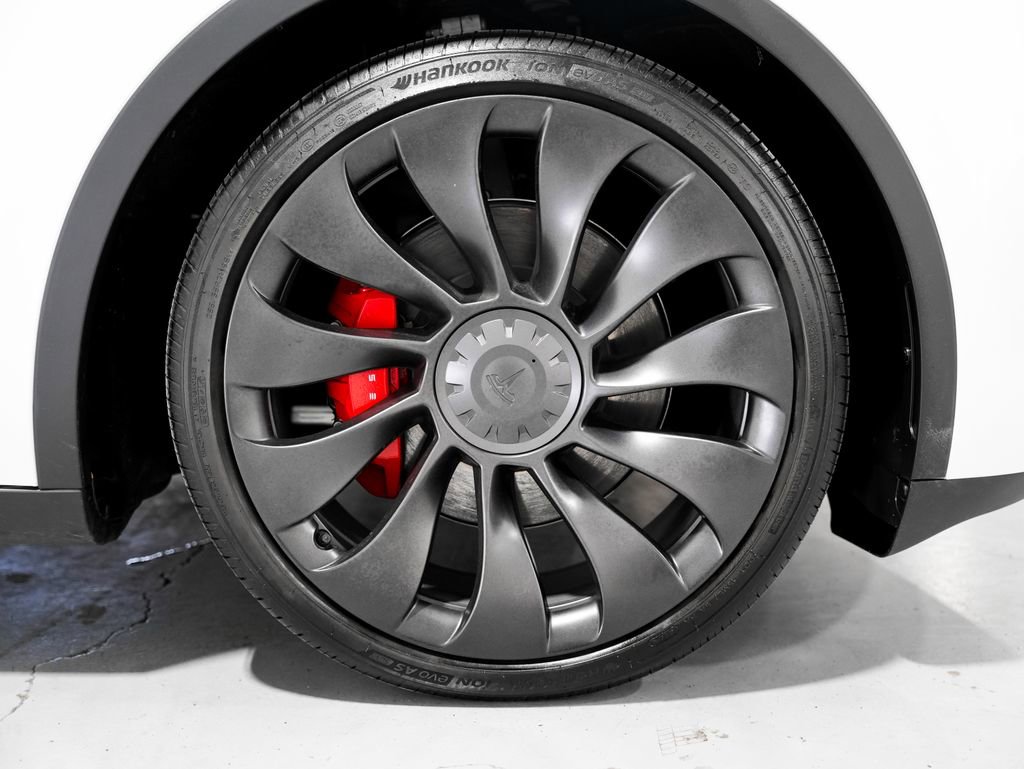 Used 2024 Tesla Model Y Performance AWD/4WD image 37