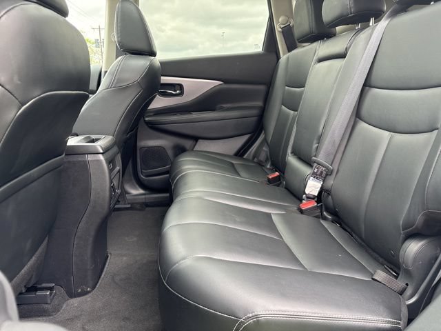 Used 2024 Nissan Murano SV AWD/4WD image 9