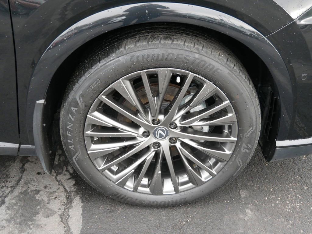 Certified 2023 Lexus RX 350 w/ Accessory Package (Z1) image 8