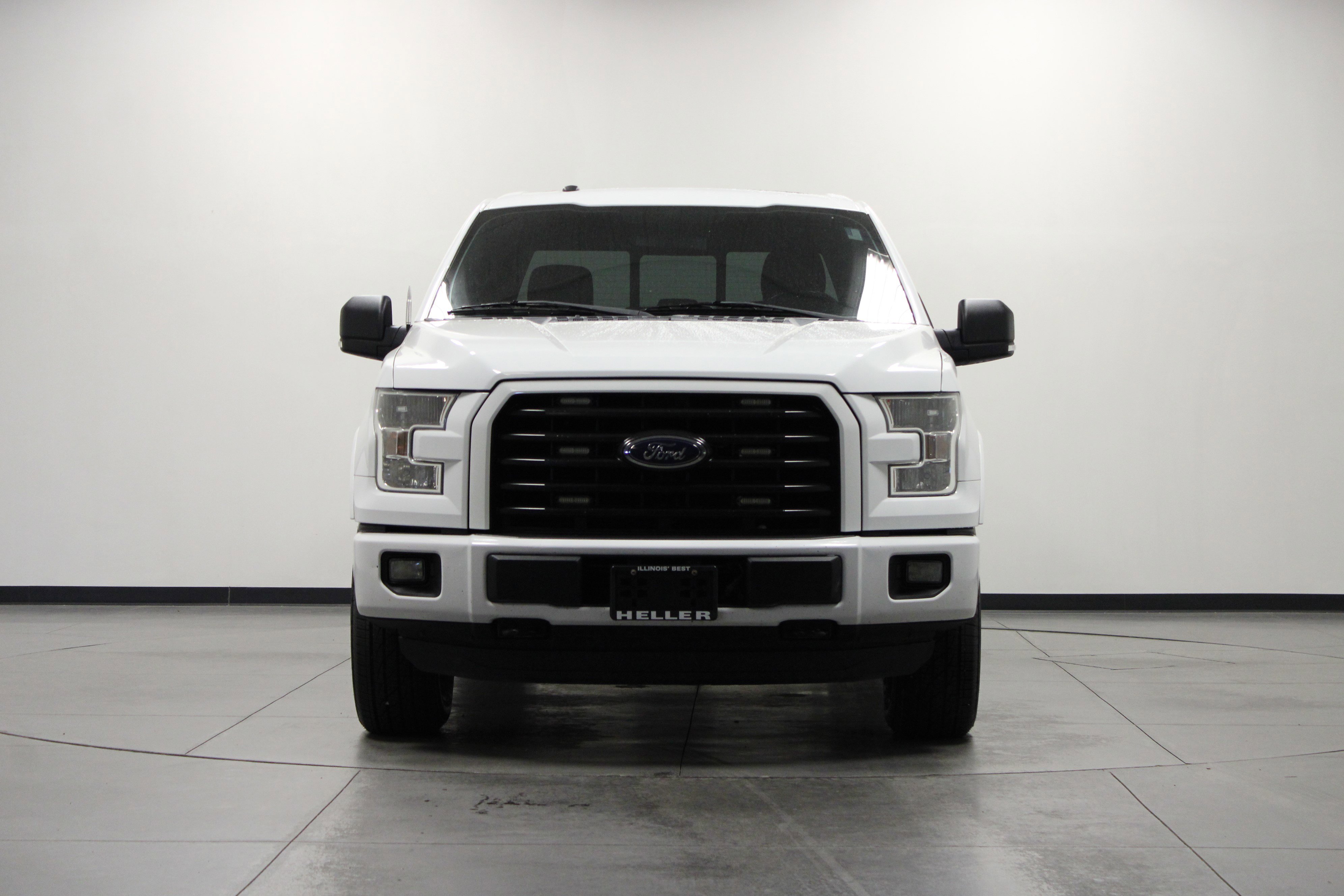 Used 2016 Ford F150 XLT w/ Equipment Group 302A Luxury image 9