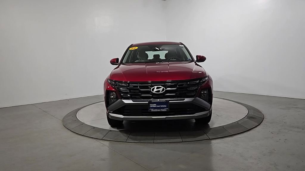 Certified 2025 Hyundai Tucson SE AWD/4WD image 9