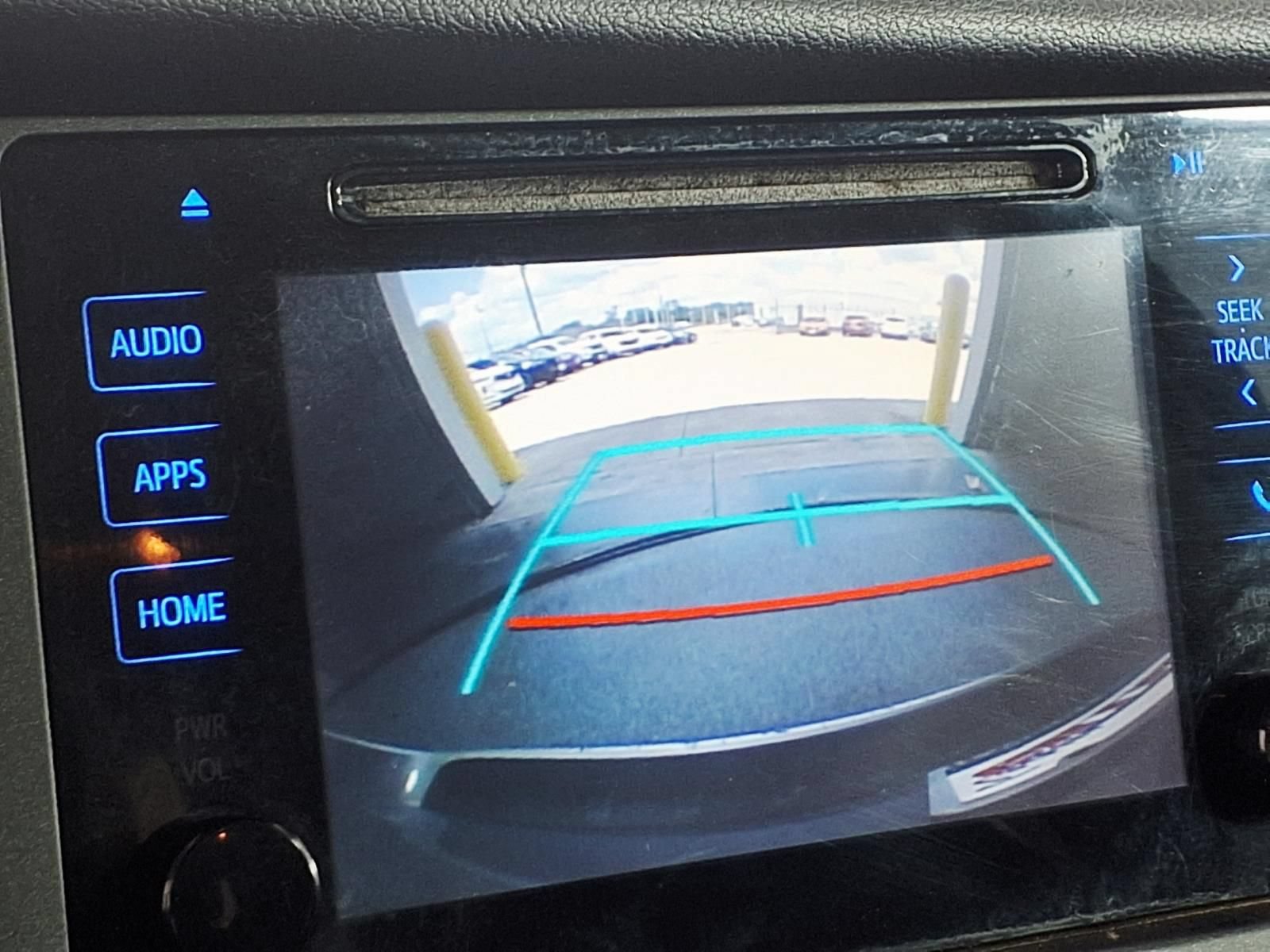 Used 2015 Toyota Sienna SE FWD image 23