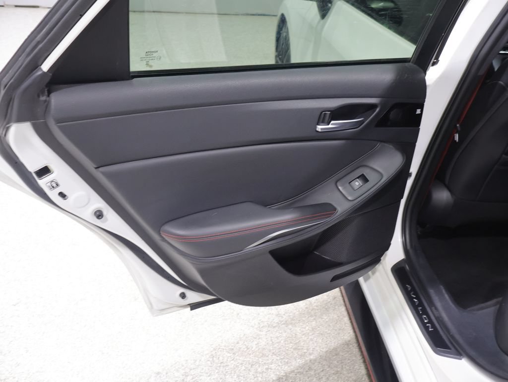 Used 2020 Toyota Avalon TRD FWD image 19