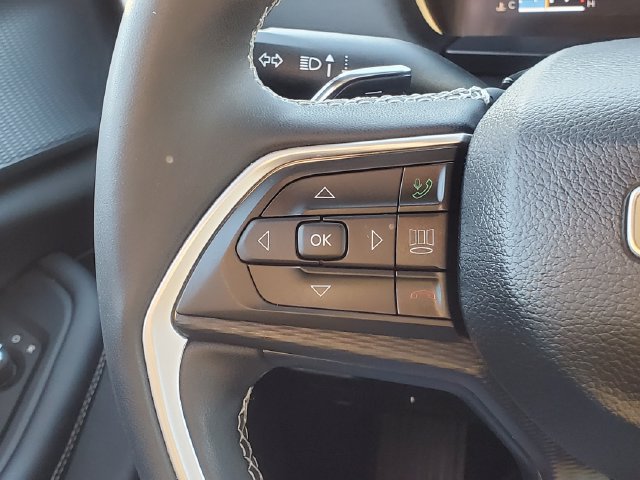 Used 2023 Jeep Grand Cherokee L Laredo w/ Luxury Tech Group I AWD/4WD image 10
