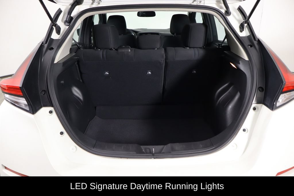 Used 2021 Nissan Leaf SV w/ SV Technology Package FWD image 14