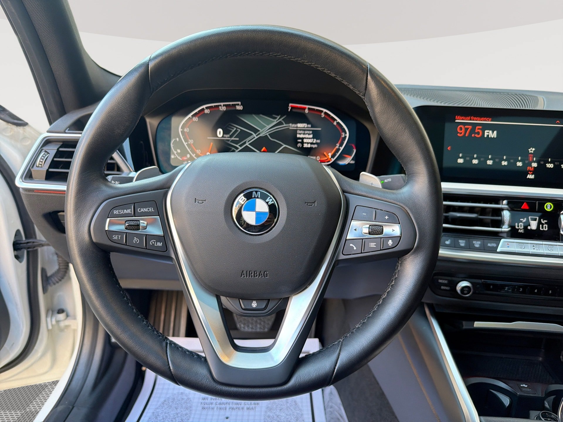 Used 2022 BMW 330i xDrive Sedan w/ Premium Package AWD/4WD image 11