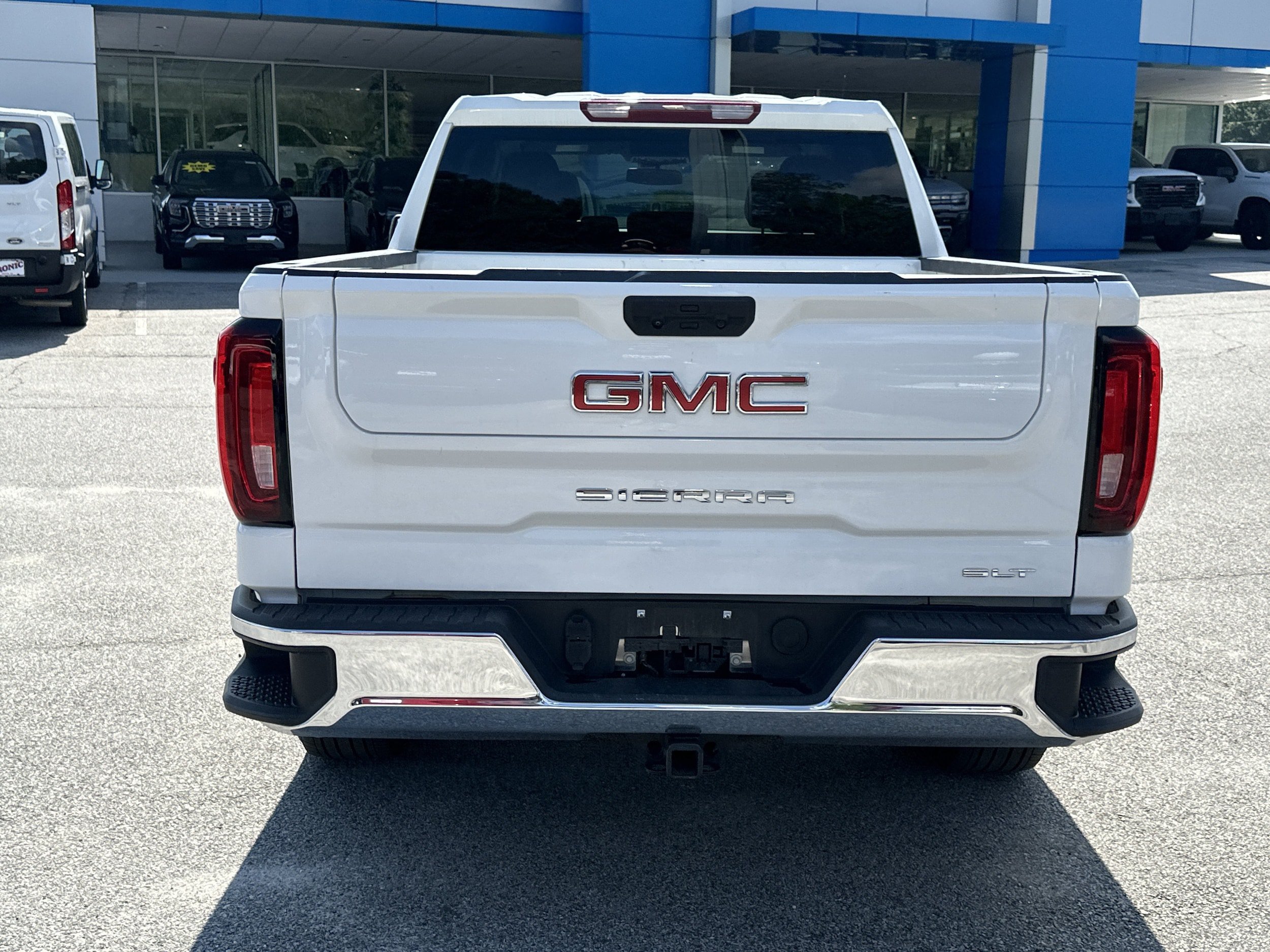 Used 2025 GMC Sierra 1500 SLT RWD image 35