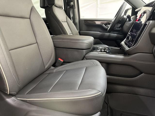 New 2026 GMC Yukon XL Elevation w/ Elevation Premium Package RWD image 29