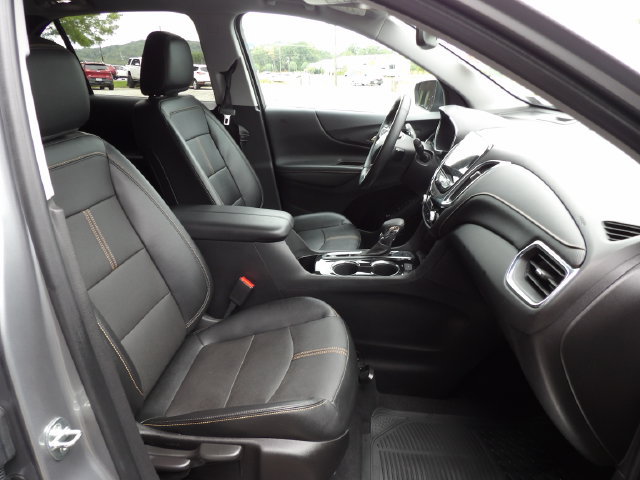 Used 2023 Chevrolet Equinox Premier AWD/4WD image 17