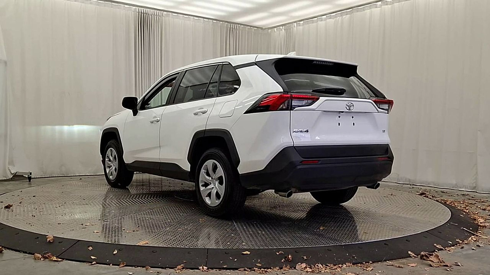 Certified 2025 Toyota RAV4 LE image 9