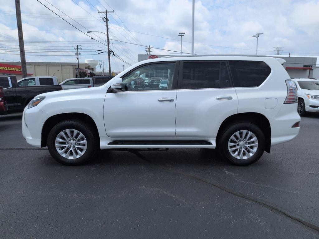 Used 2021 Lexus GX 460 Premium w/ Premium Package AWD/4WD image 2