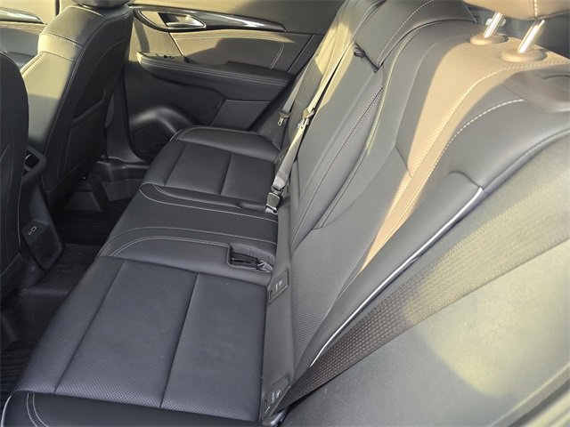 Used 2023 Buick Envision Essence image 11