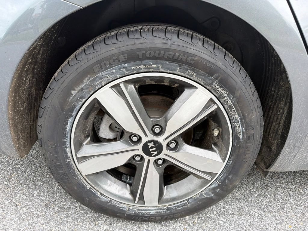 Used 2018 Kia Forte S FWD image 12