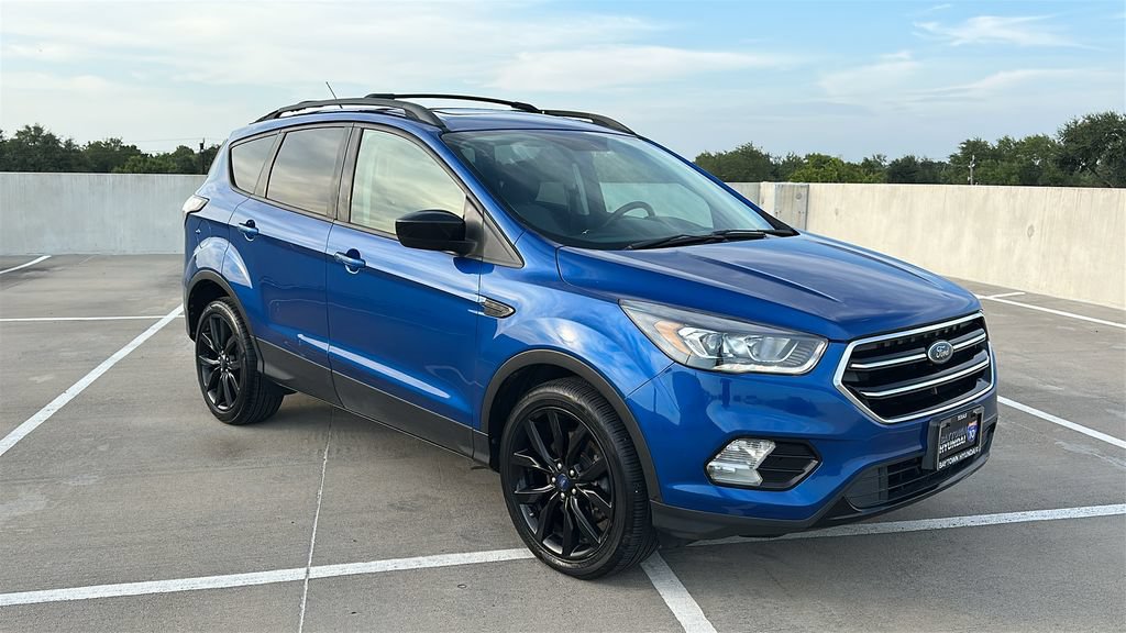 Used 2018 Ford Escape SE w/ SE Sport Appearance Package AWD/4WD image 15