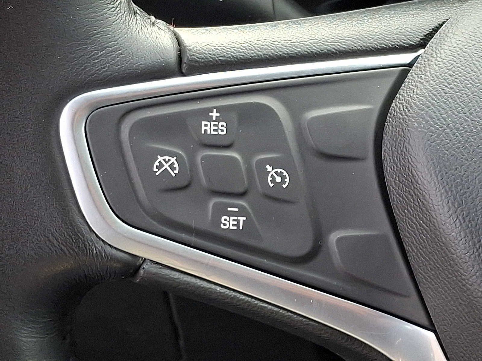 Used 2022 Chevrolet Malibu RS FWD image 21