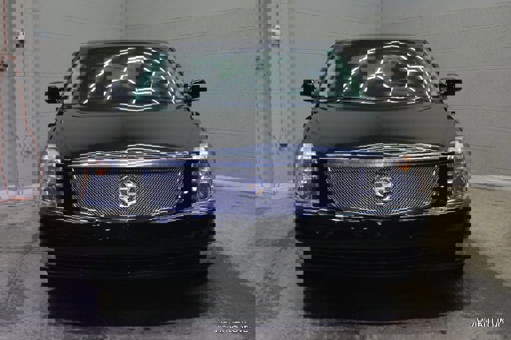 Used 2010 Cadillac DTS Premium w/ Driver Awareness Package image 5