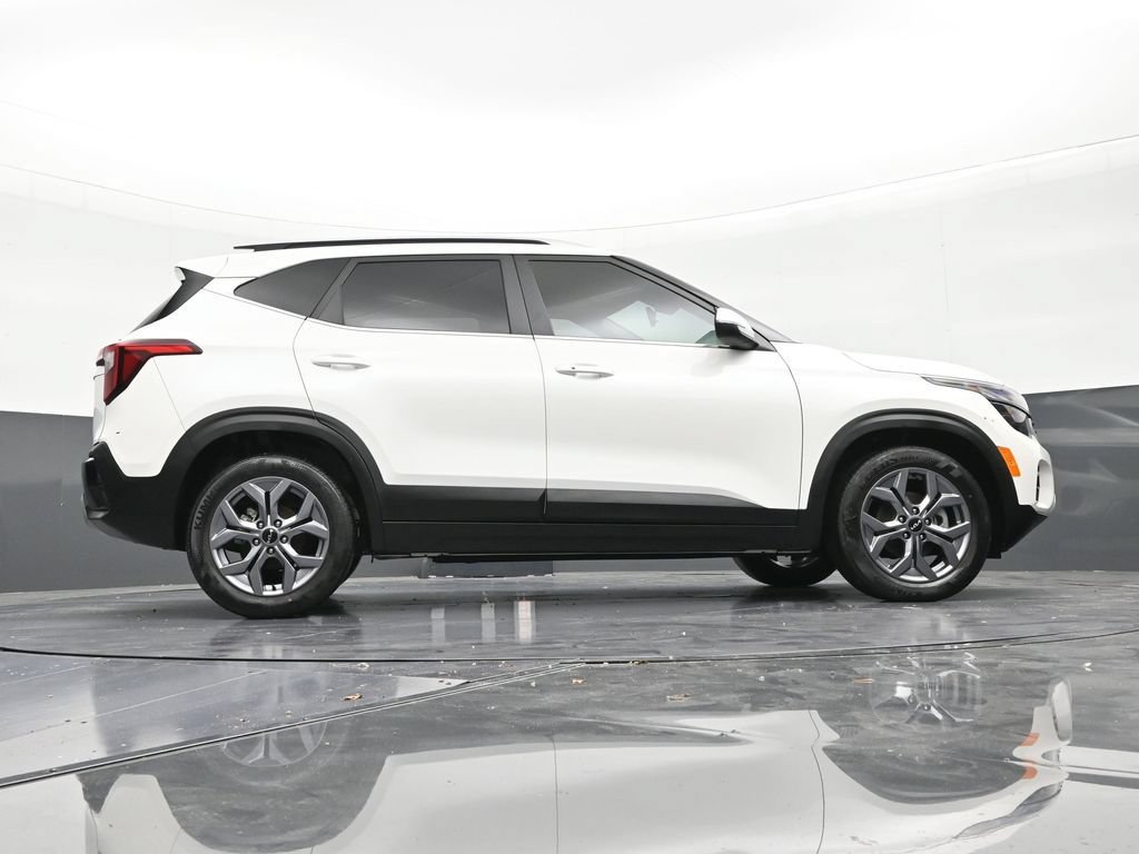 Used 2024 Kia Seltos S FWD image 25