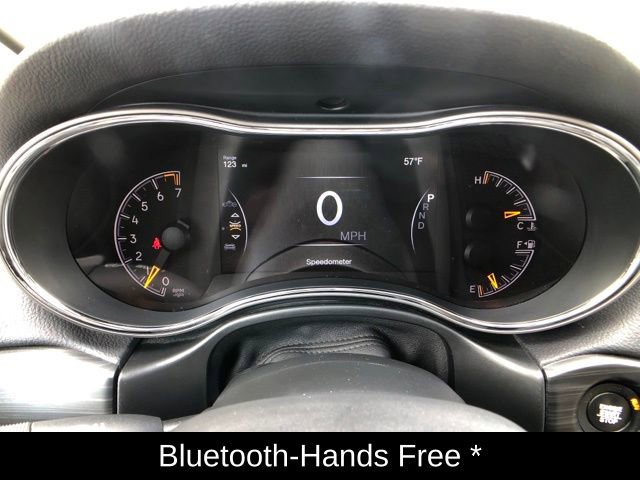 Used 2019 Jeep Grand Cherokee Limited w/ Luxury Group II AWD/4WD image 9