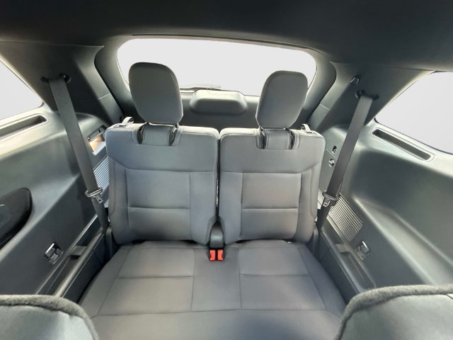 New 2027 Ford Explorer Active RWD image 19