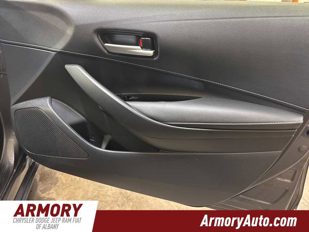 Used 2022 Toyota Corolla SE image 31
