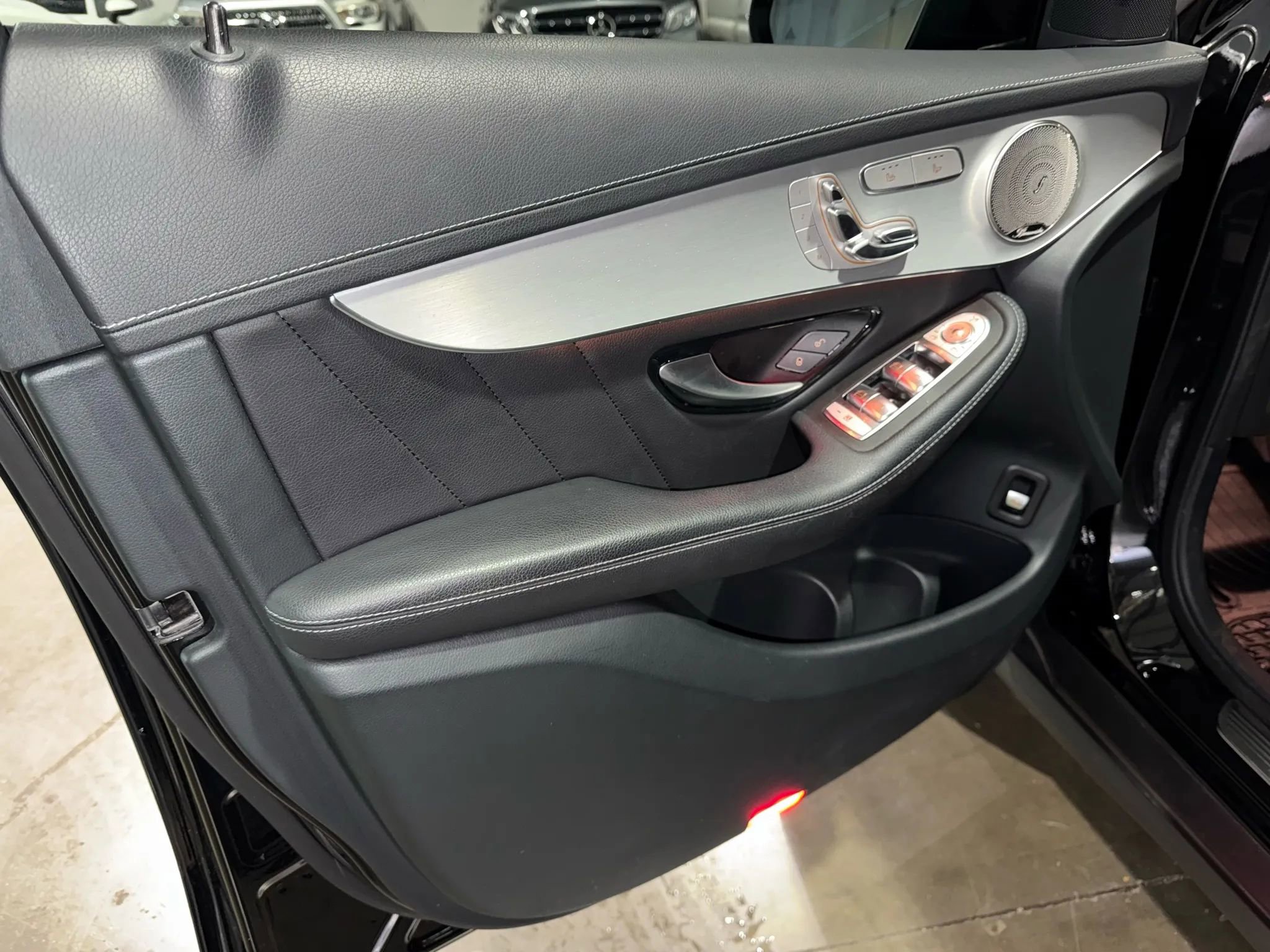 Used 2021 Mercedes-Benz GLC 43 AMG 4MATIC image 9