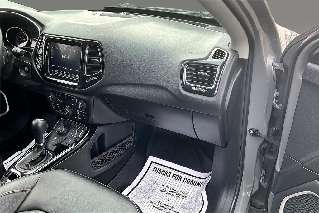 Used 2020 Jeep Compass Limited image 9