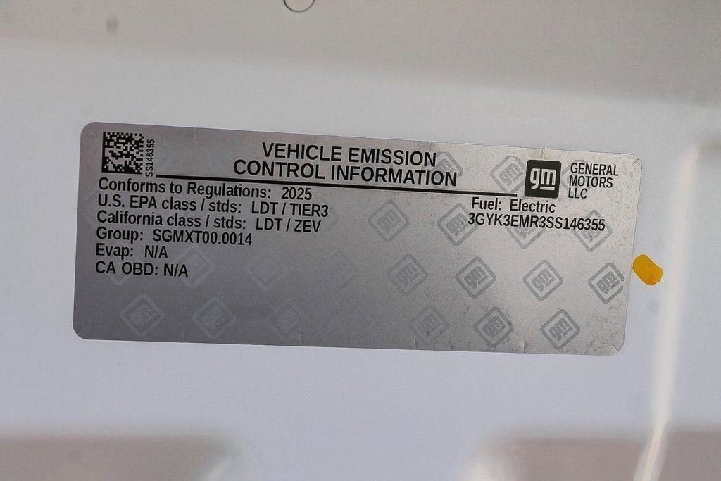 Certified 2025 Cadillac Optiq Sport 1 AWD/4WD image 18