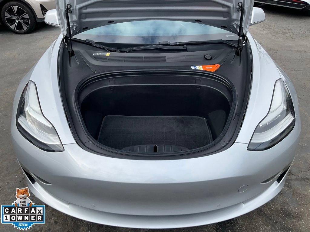 Used 2018 Tesla Model 3 Long Range RWD image 12