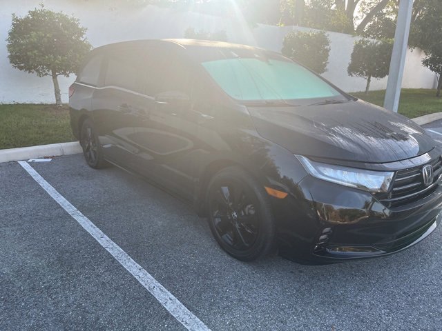 Used 2023 Honda Odyssey Sport image 3