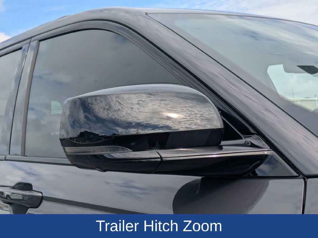 Used 2025 Jeep Grand Cherokee Limited w/ Luxury Tech Group II AWD/4WD image 13