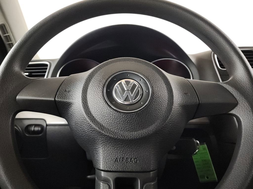 Used 2010 Volkswagen Golf 2-Door image 21