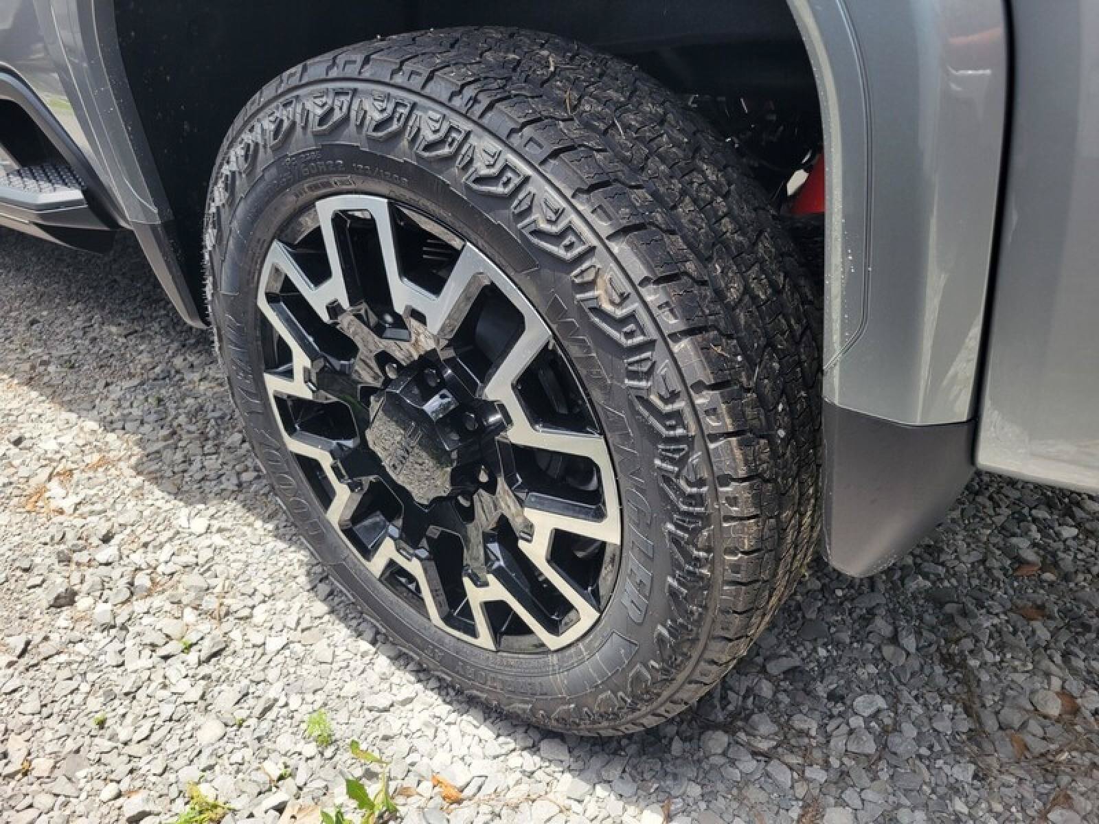 New 2026 GMC Sierra 2500 Denali Ultimate AWD/4WD image 9