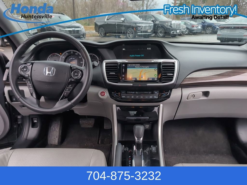 Used 2017 Honda Accord EX-L image 16