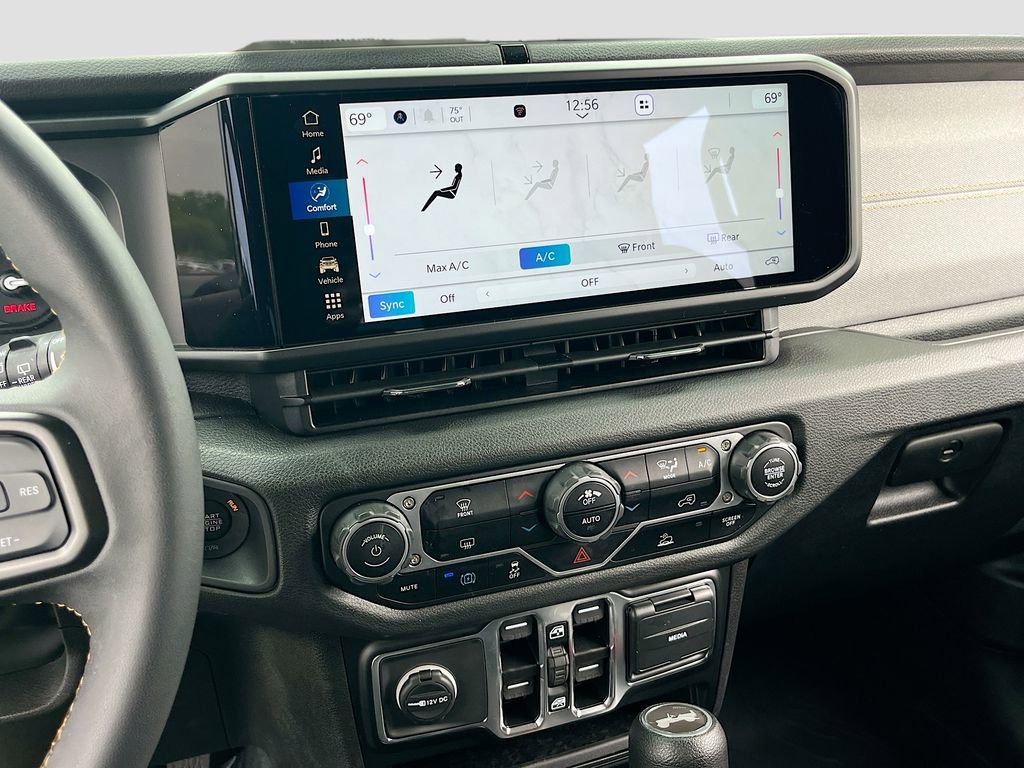 Certified 2024 Jeep Wrangler Unlimited w/ LED Headlamp & Fog Lamp Group image 15