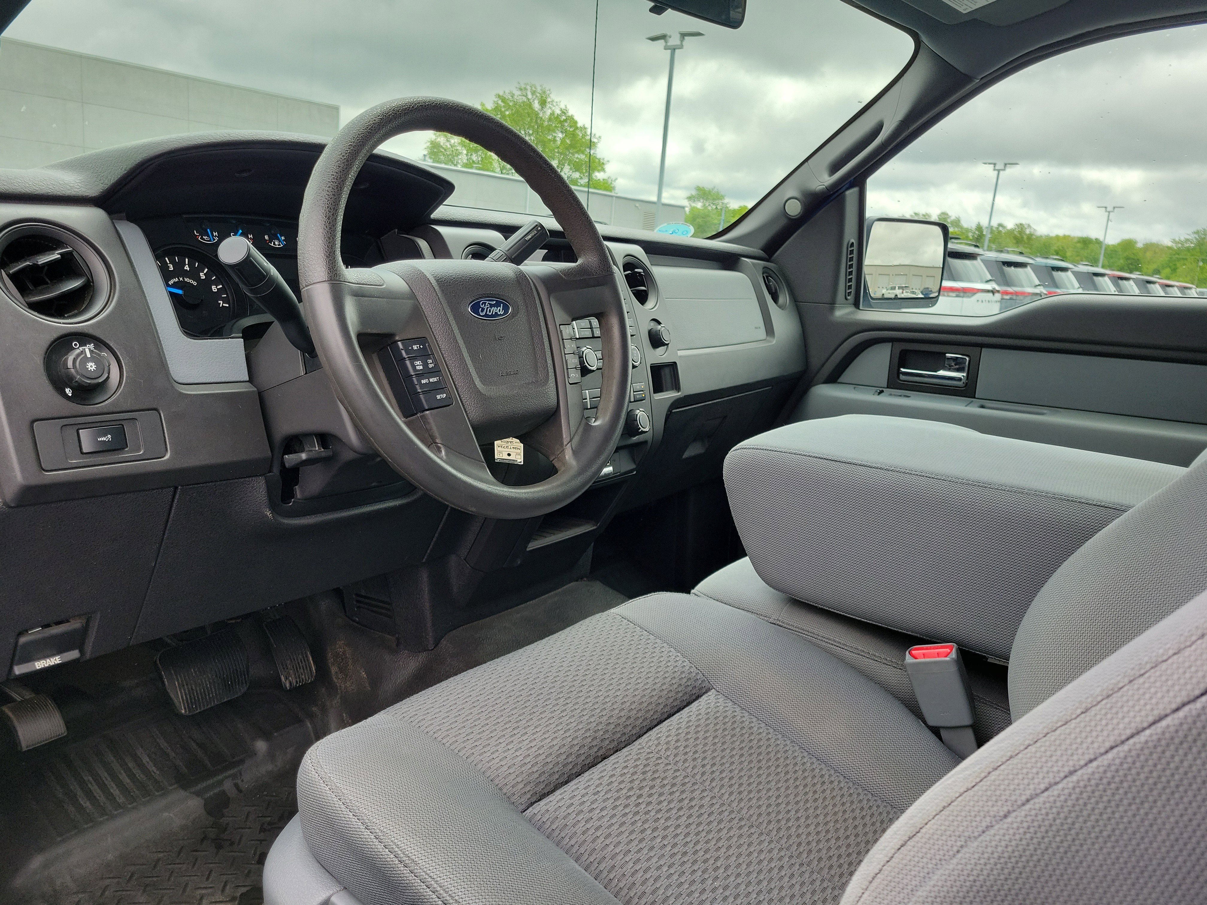 Used 2014 Ford F150 STX w/ Equipment Group 201A Mid AWD/4WD image 19