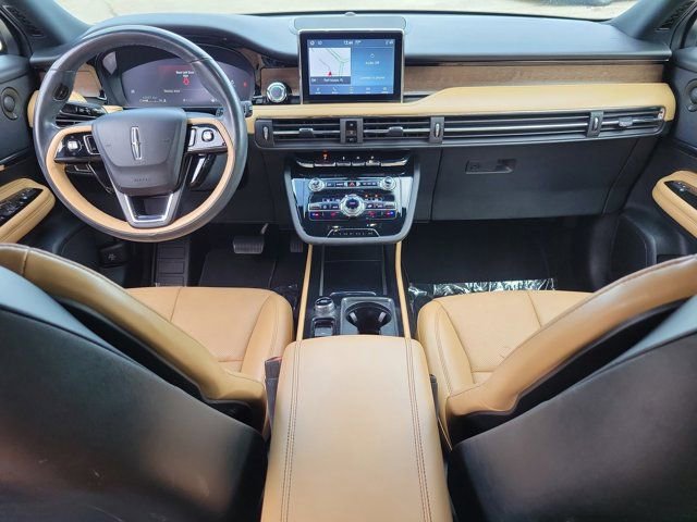 Used 2021 Lincoln Corsair Reserve image 16