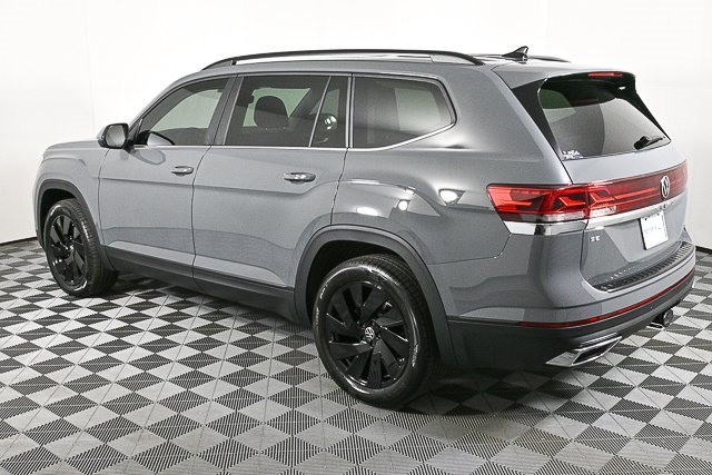 New 2026 Volkswagen Atlas SE image 30