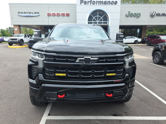 Used 2022 Chevrolet Silverado 1500 RST AWD/4WD image 2