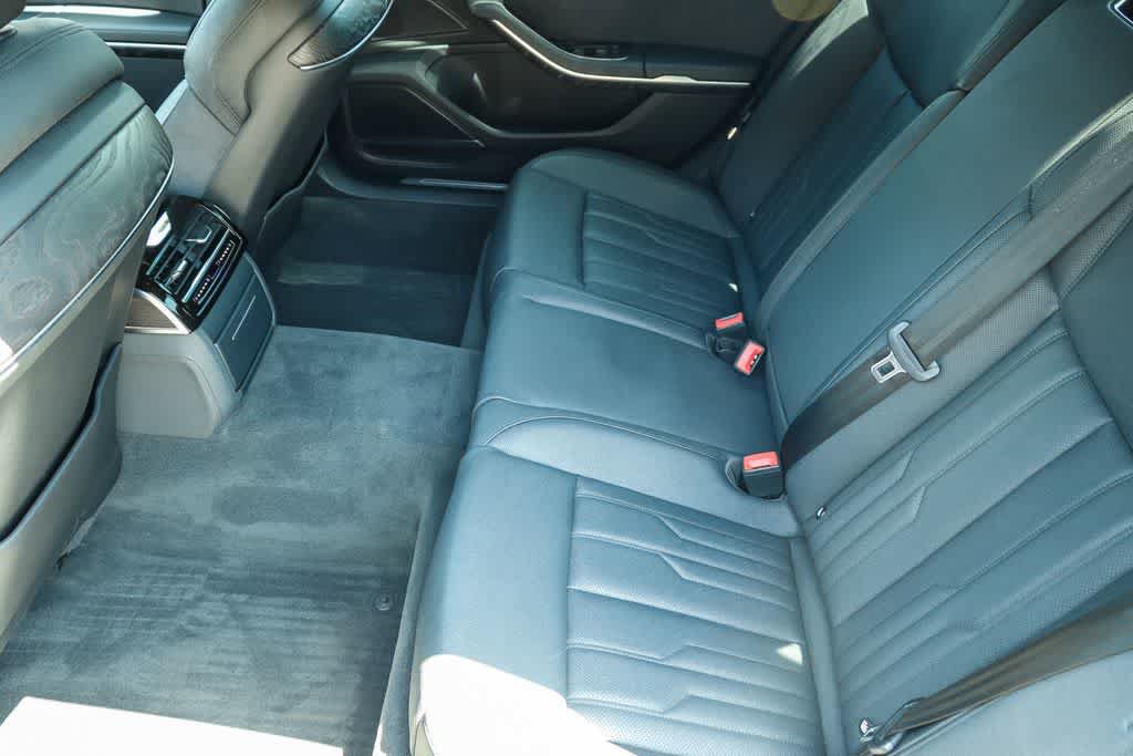 Used 2022 Audi A8 L 3.0T AWD/4WD image 13