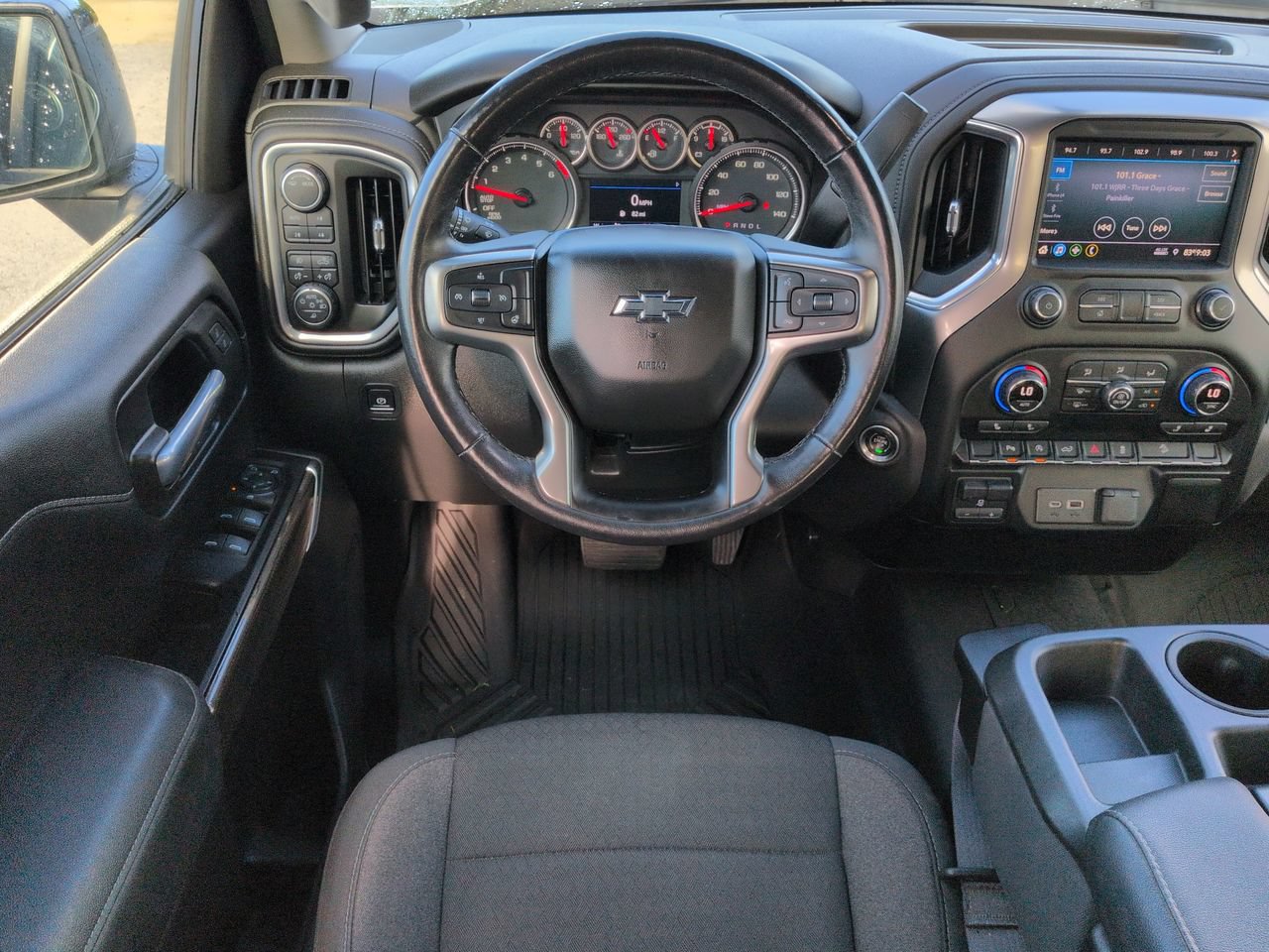 Used 2020 Chevrolet Silverado 1500 RST AWD/4WD image 16