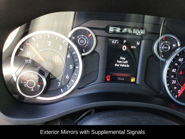 New 2026 RAM 1500 4x4 Crew Cab image 28