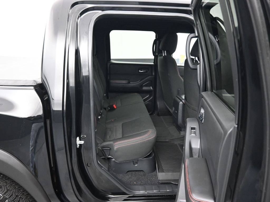 Used 2023 Nissan Frontier PRO-4X w/ Technology Package image 40