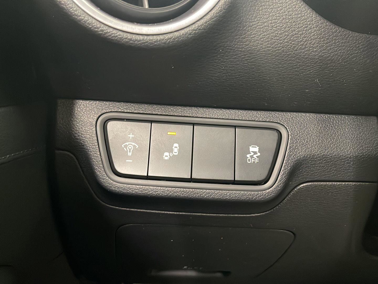 Used 2022 Kia Forte GT-Line w/ GT-Line Premium Package image 14